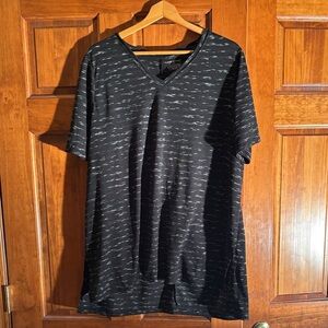 Lane Bryant Black Heather V-Neck Short Sleeve Tee